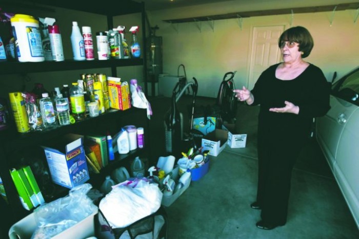 HOME-SELF-DECLUTTER-CLASS
